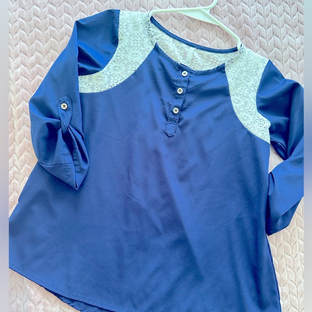 Beautiful Girls Blouse With Lace & 3/4 Sleeves